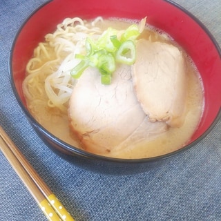 簡単みそラーメン